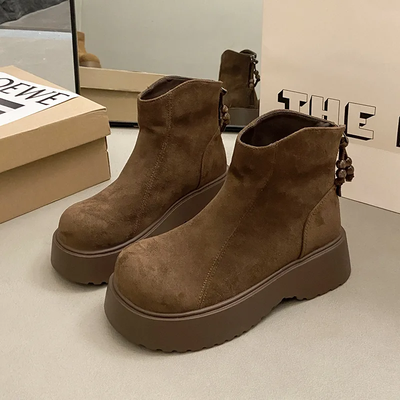 Women'S Shoes Trending 2025 - Appartamenti Piattaforma Stivaletti da donna Pelle