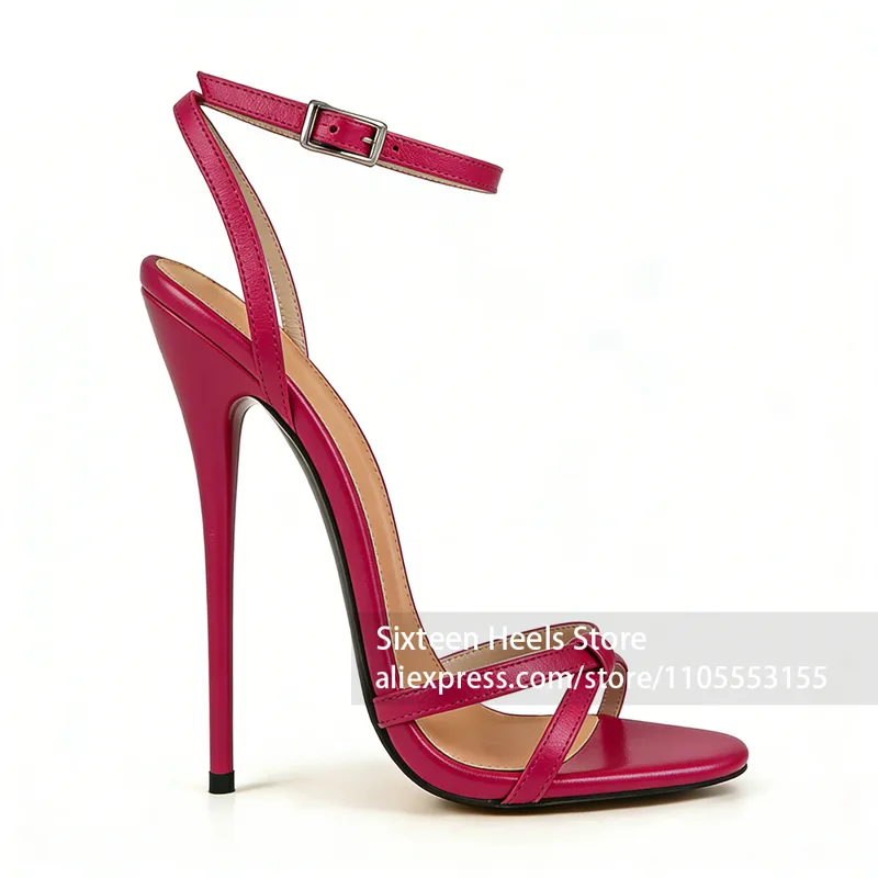 Sandali con tacco laccato da 1 - Metallic Heel Sandal recensione e prezzo