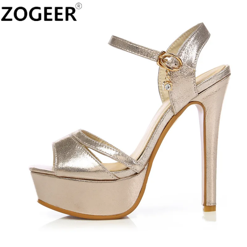 Sandali da donna alla moda Est - Metallic Heel Sandal recensione e prezzo