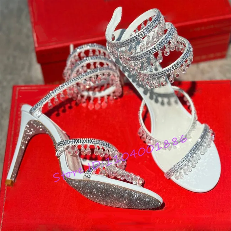 Sandali con cinturino alla cav - Strappy Heeled Sandals recensione e prezzo