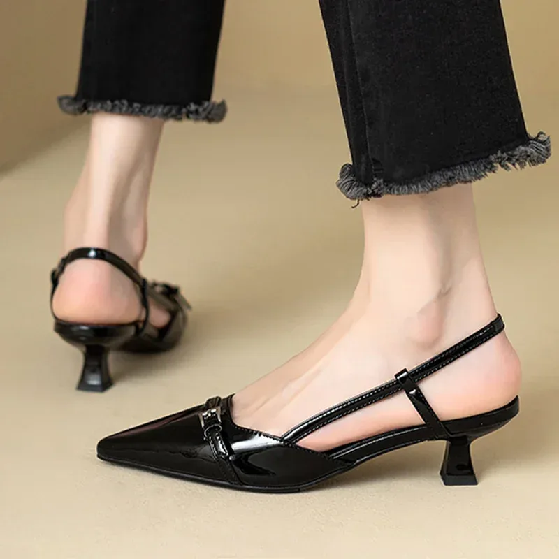 Sandali da donna di design est - Women Shoes Ysl recensione e prezzo