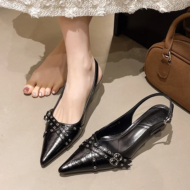 2025 Nuove donne sandali a pun - Women'S Shoes Trending 2025 recensione e prezzo